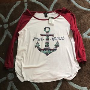 3/4 sleeve t-shirt